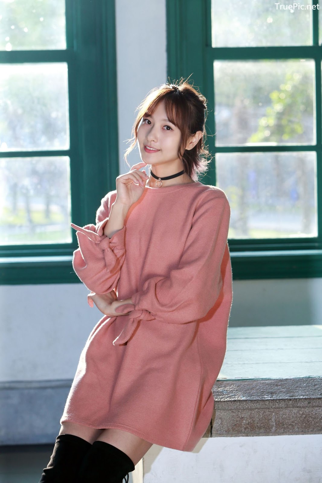 Image-Taiwanese-Model-郭思敏-Pure-And-Gorgeous-Girl-In-Pink-Sweater-Dress-TruePic.net- Picture-11