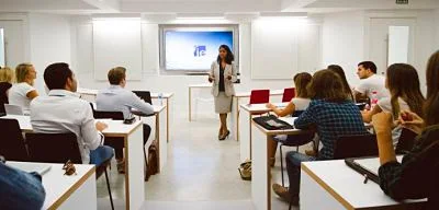 IE Business School intenta reinventar el MBA online 
