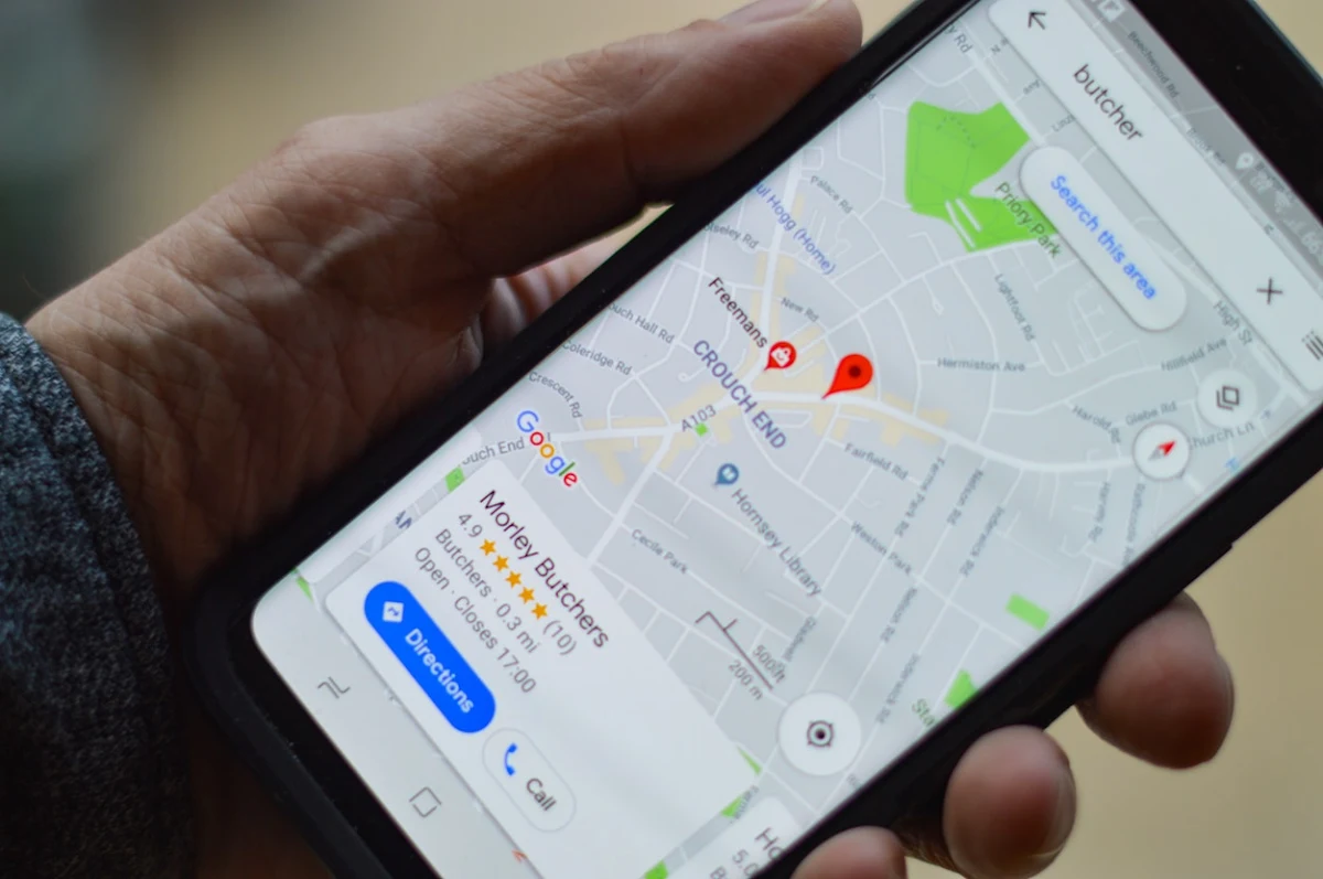 Google Maps has a fake local business listing issue