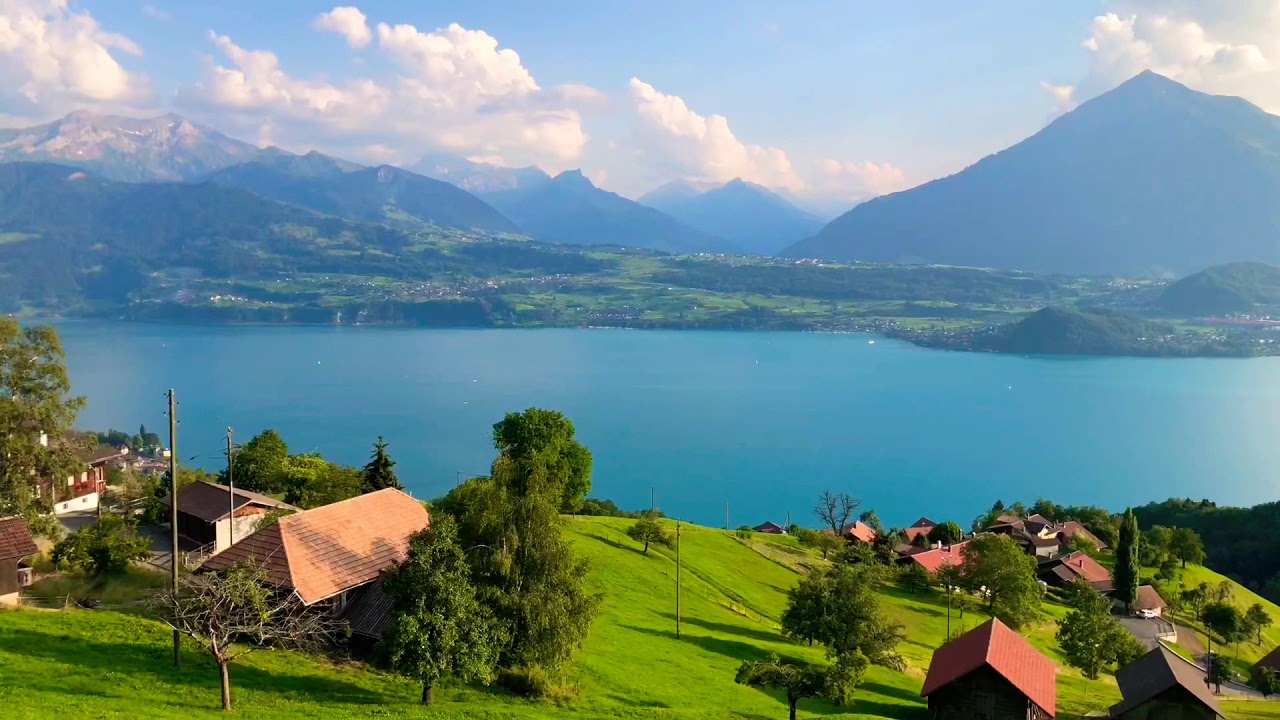 بحيرة جنيف سويسرا