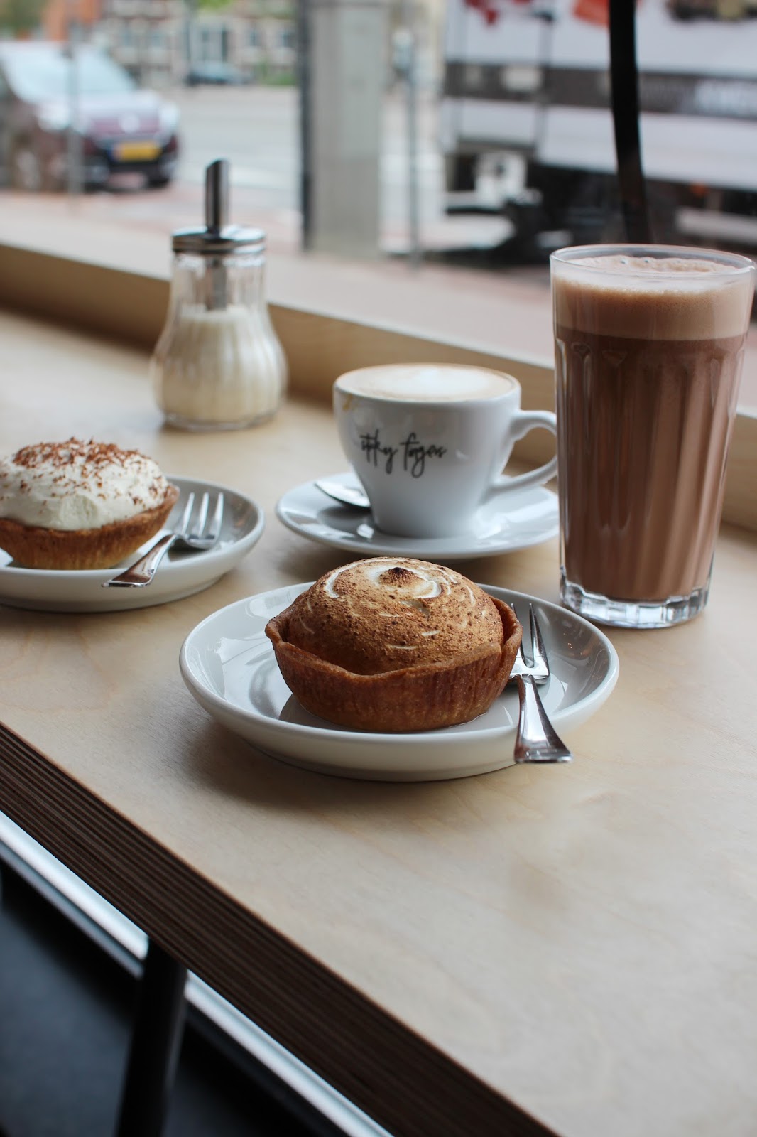 The Amsterdam Travel Guide Zoey Olivia