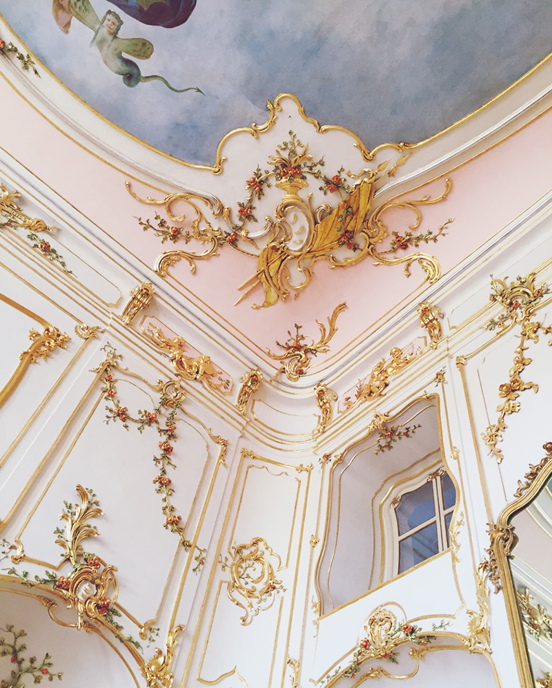 Colour Story: Dusky Pinks for Springtime in Spain