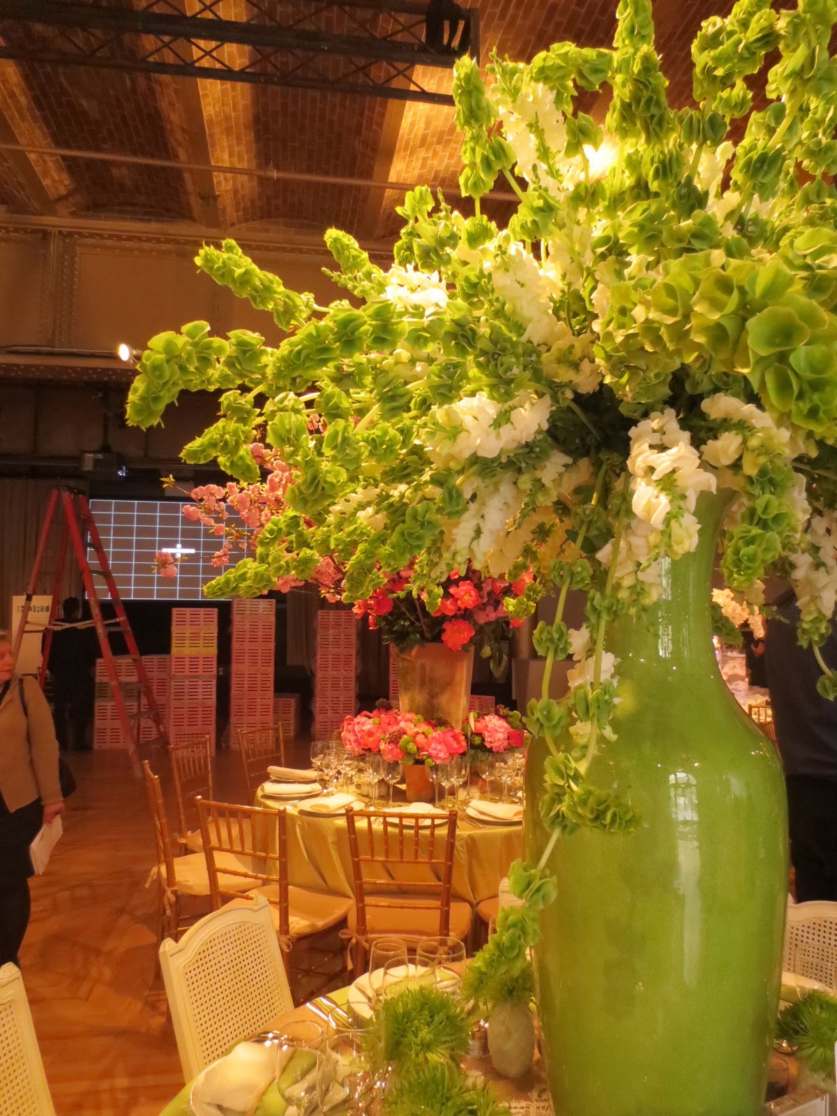 Koru Wedding Style {wedding centerpieces} mixed greens