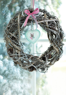 Розовое, мятное и совсем немного бирюзы....на Рождество