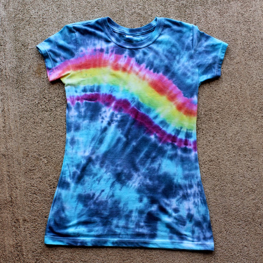 Doodlecraft: Tulip Tie Dye T-shirt Party!