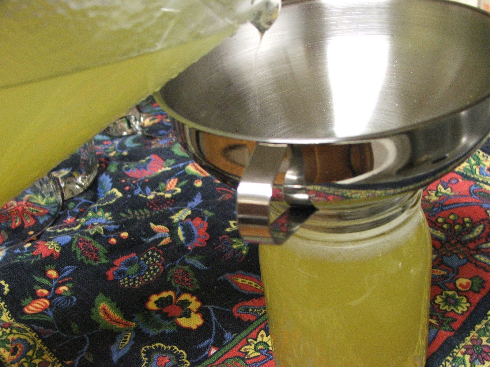 Canning Granny Canning Lemon Squash (Lemonade Concentrate)