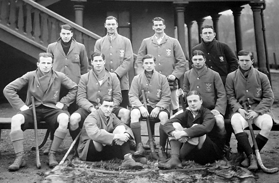 Tour Scotland Old Travel Blog Photograph Hockey Team University