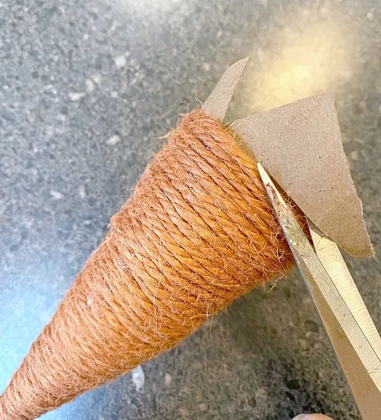 DIY Jute Carrots for Spring Decorating