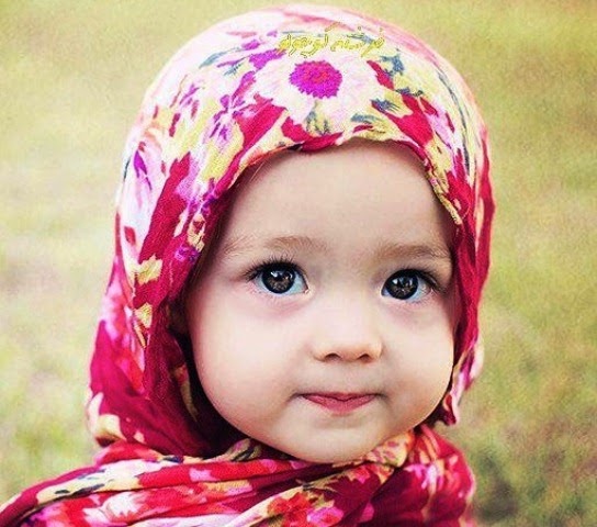 16 Foto Gambar Bayi Lucu Imut Muslim Cantik Berhijab 