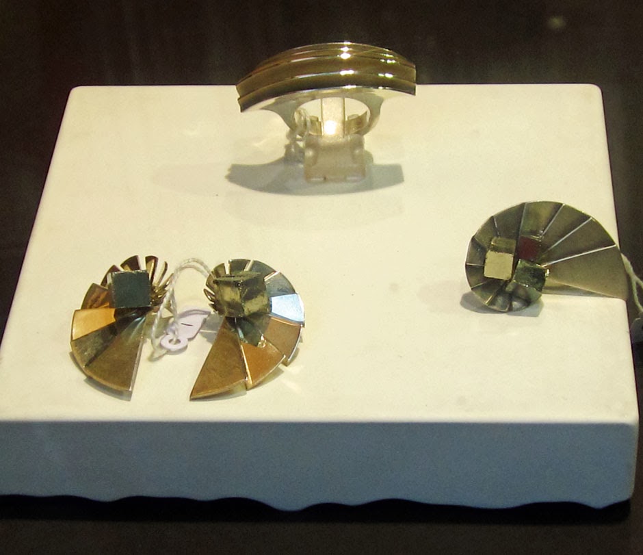 Art Jewelry Elements German And Portuguese Contemporary Jewelry