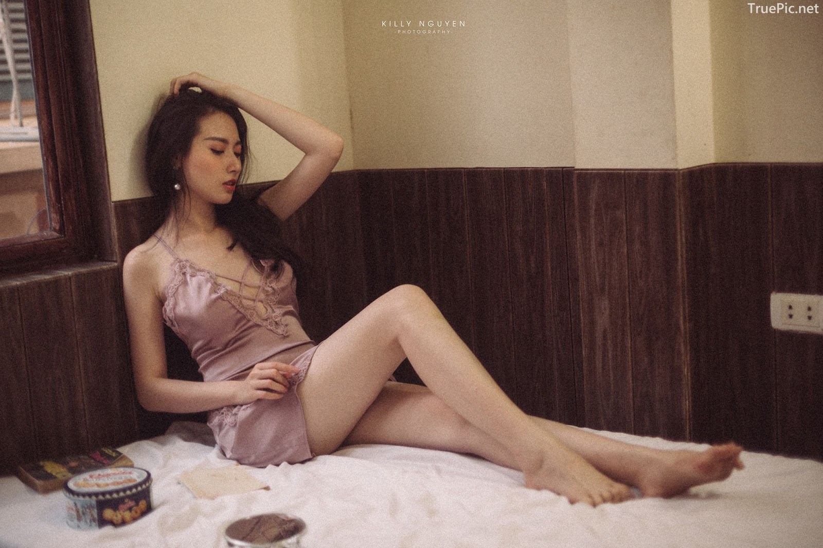 Vietnamese hot model - The beautiful girl in the empty room - Photo by Killy Nguyen - TruePic.net - Picture 12