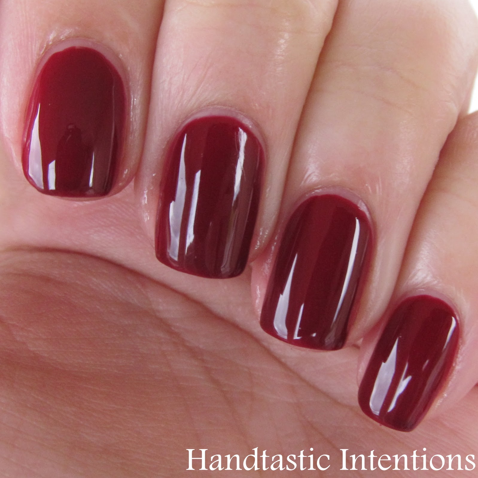 Handtastic Intentions: Swatch and Review of Avon Cherry Jubilee and Untamed