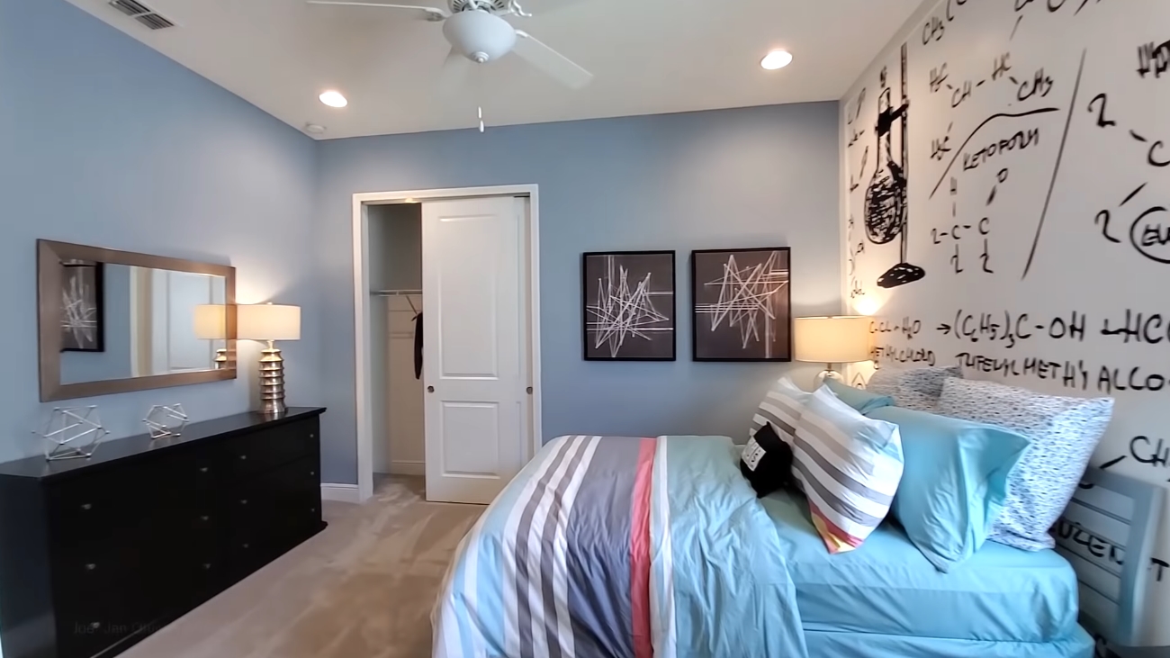 29 Photos vs. Winter Garden Model Tour | Tidewater Model w Bonus Room | Orlando Home Finders vs. Interior Design Tour