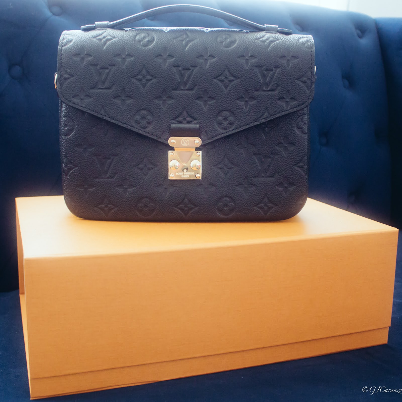 Unboxing Louis Vuitton Pochette Metis in Black Empreinte Leather