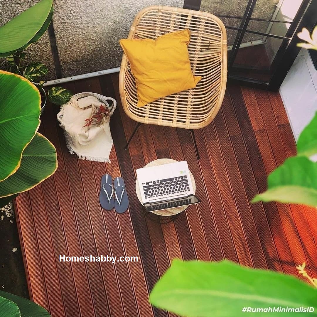 Inspirasi Desain Rumah Mungil yang Nyaman dengan Taman di Belakang