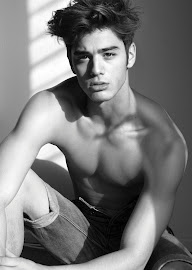 go see GEO: #ModelMondayMayhem : Scott Gardner