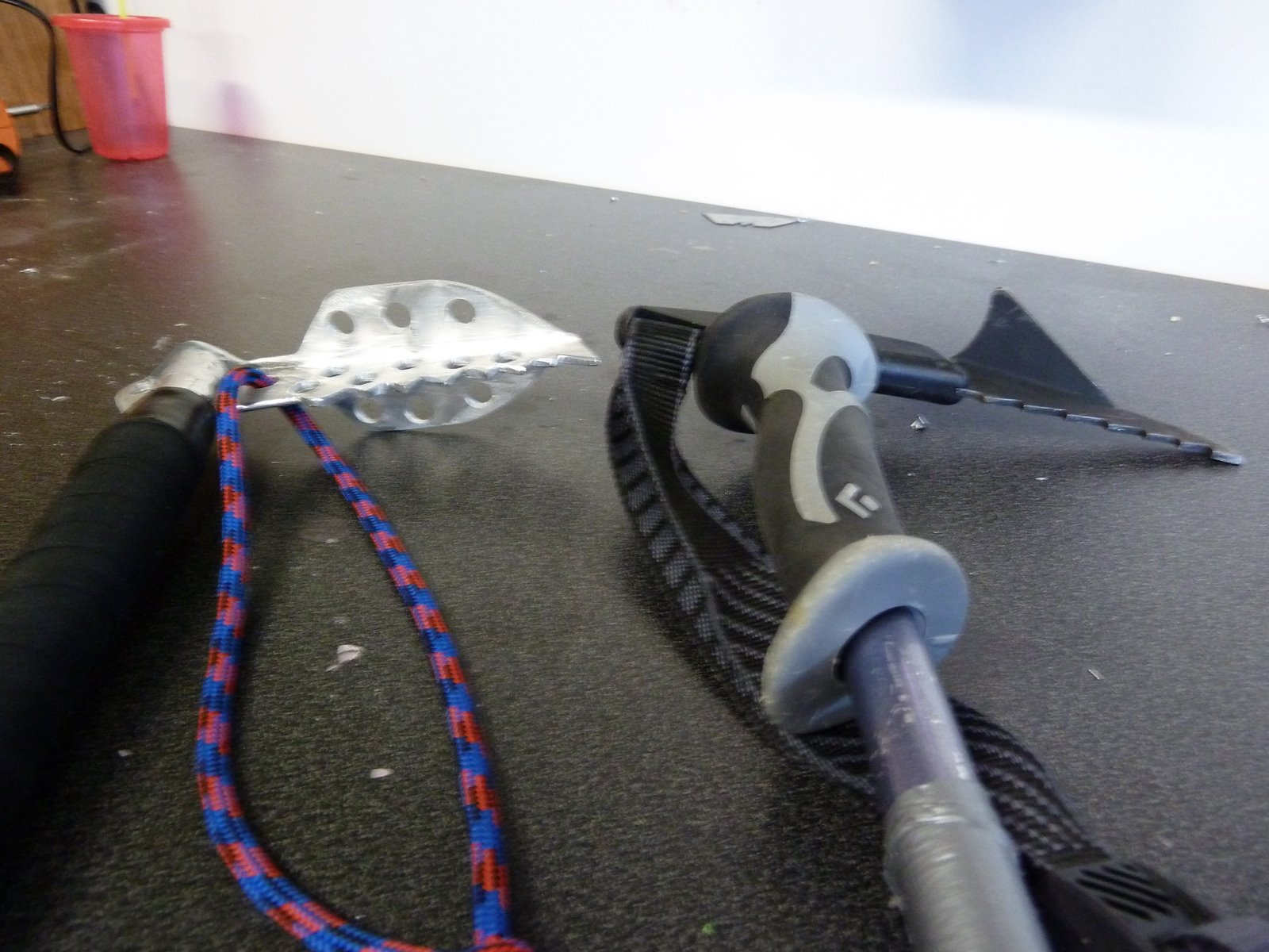 bg Gripitz self arresting ski pole grips