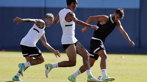 Málaga, entrenamiento pensando en el Mirandés