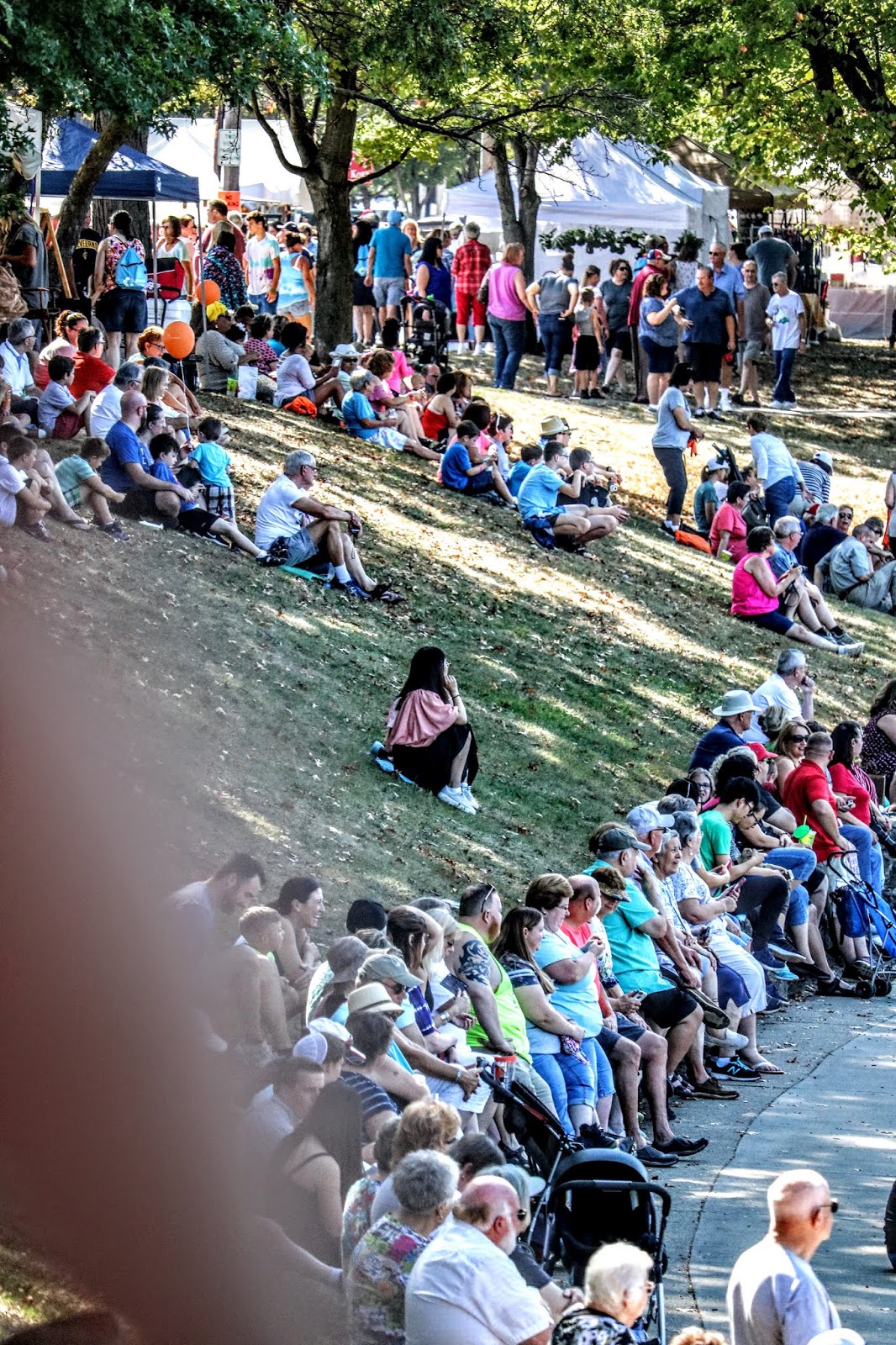 Crowds At The Mums Festival