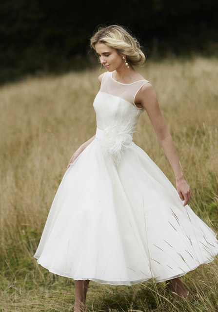 WEDDING DRESS BUSINESS: Short Wedding Dresses For The Summer And Spring ...