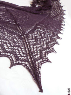 passap machine knitted triangular lace scarf