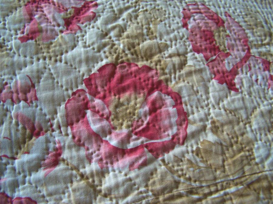 THE ANTIQUE LINEN CUPBOARD Durham quilts