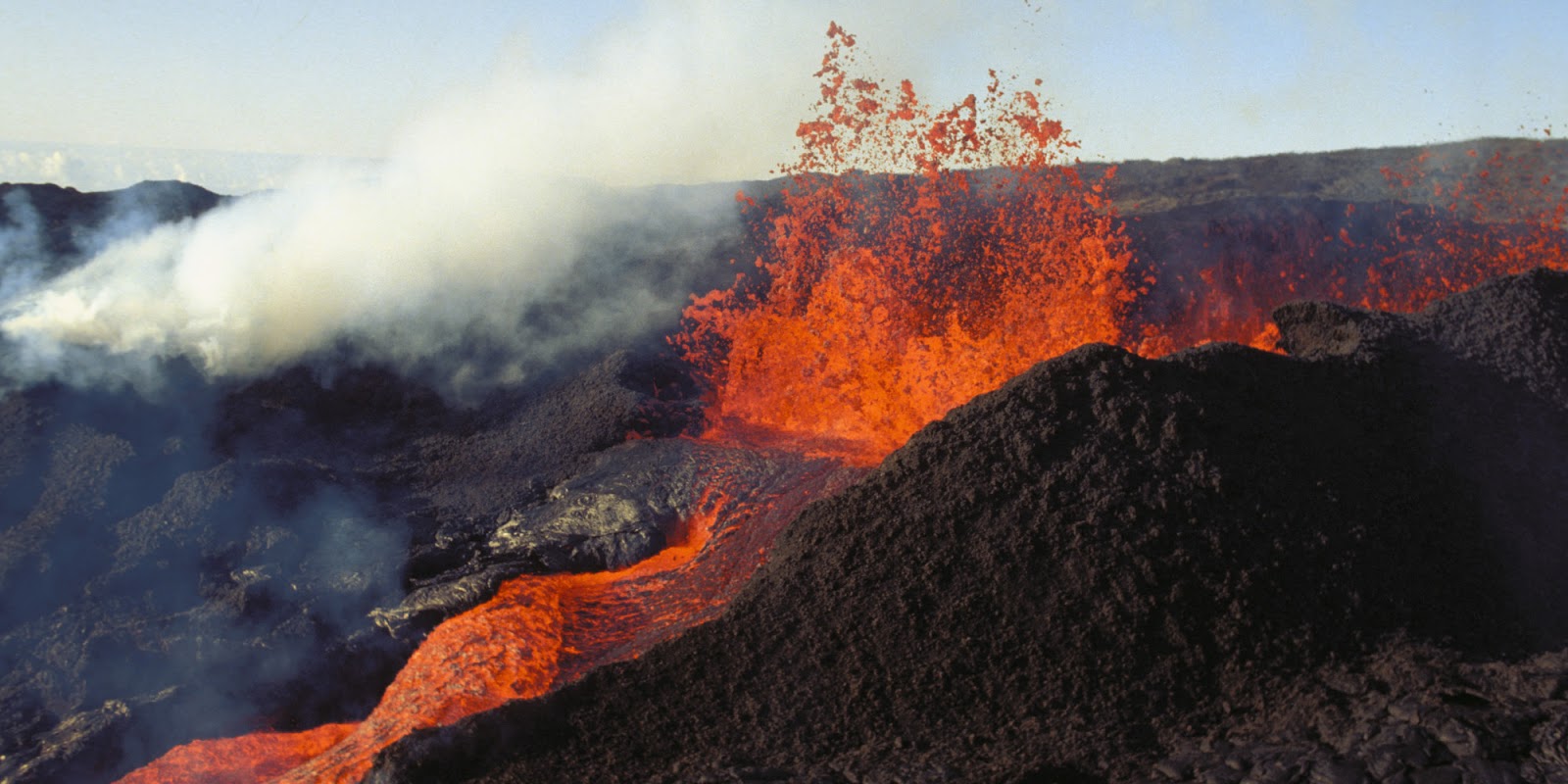 エトナ火山はヨーロッパで最も活発な火山です