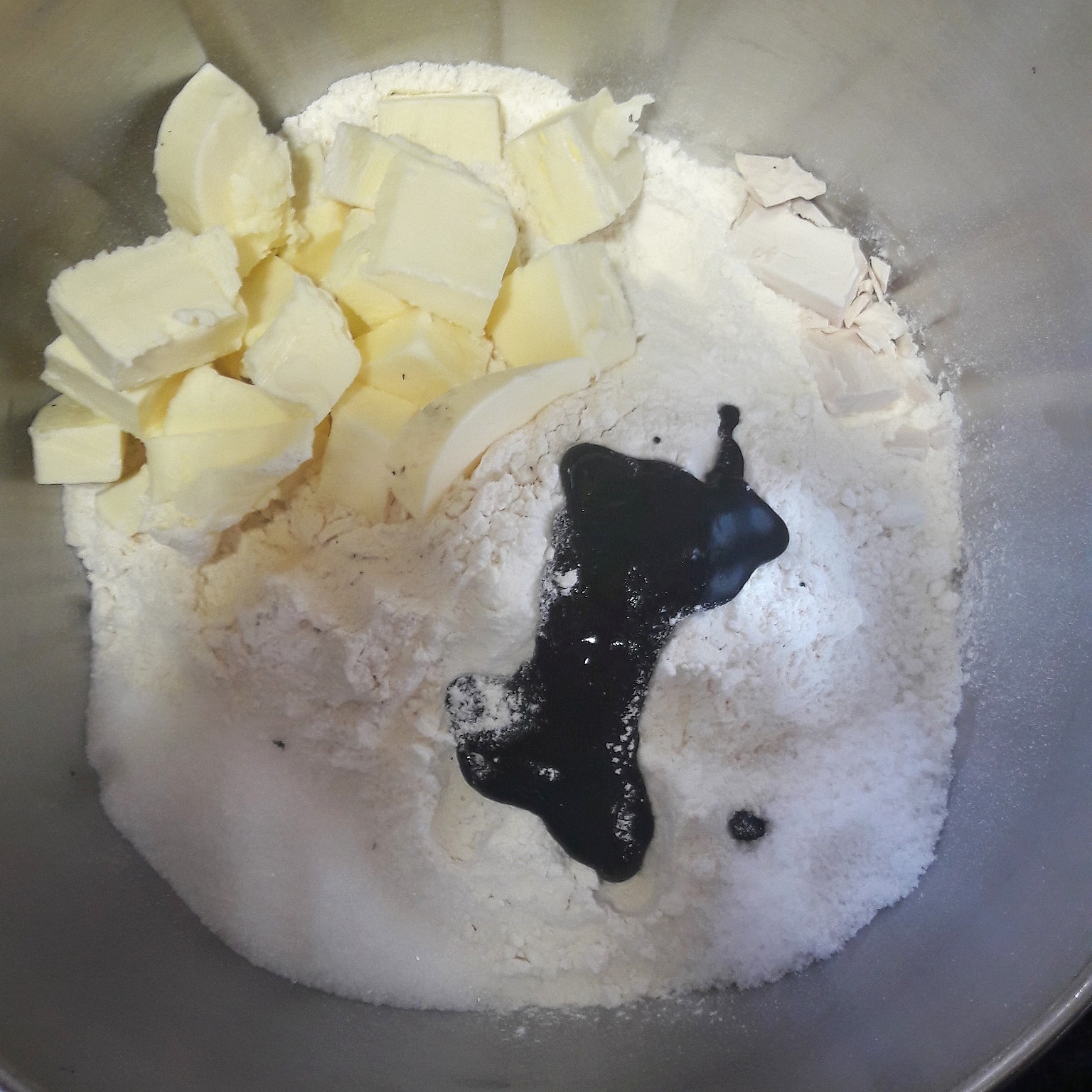 Pan de tinta de calamar Pelinti