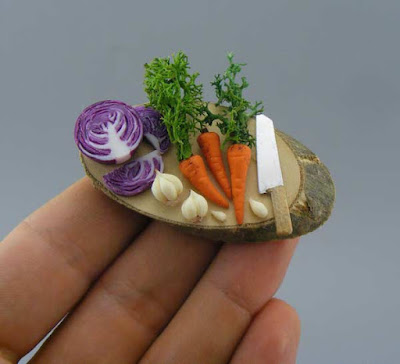 15 Miniatur Makanan Unik Karya Shay Aaron