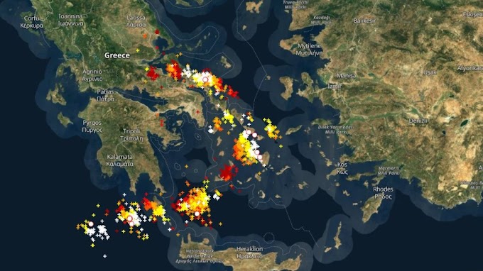  Κακοκαιρία Ιανός: Ο χάρτης της καταιγίδας στις 5 τα ξημερώματα - Σε Εύβοια και Κυκλάδες τα μέτωπα