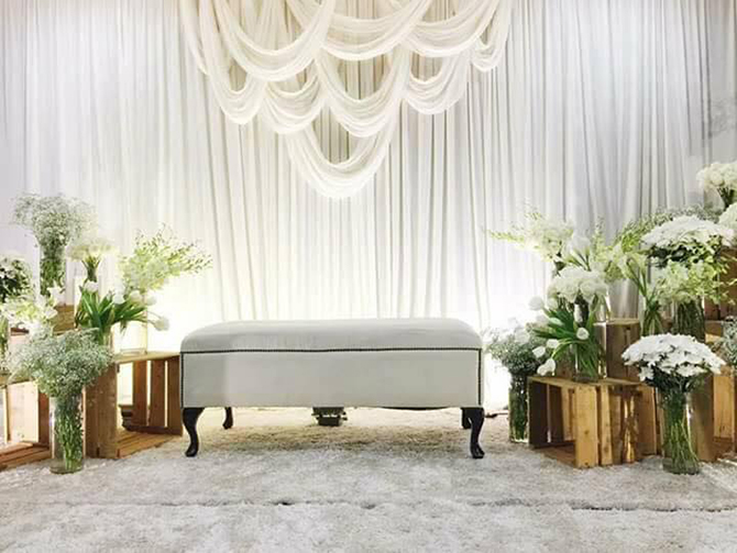 Gambar Pelamin Simple - Hot Bubble