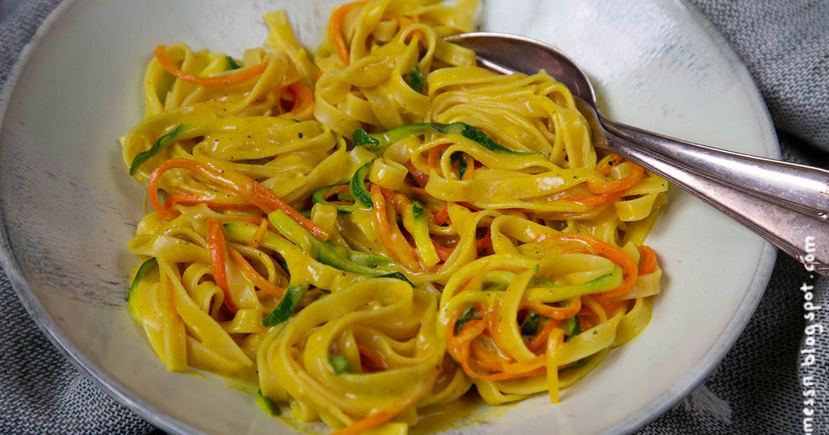Wos zum Essn: Tagliatelle mit Gemüse-Julienne in Currysauce