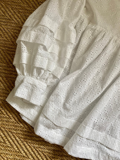 Diary of a Chain Stitcher : Broderie Anglaise Coeli Blouse