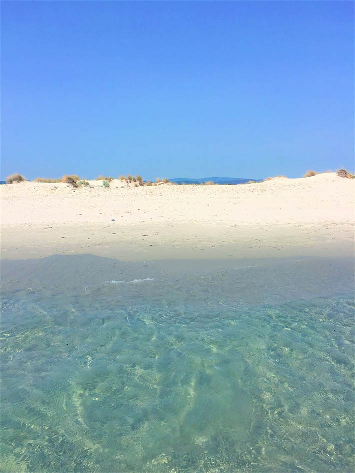 Meravigliose dune bianche a Porto Pino Quali sono le spiagge più belle della Sardegna