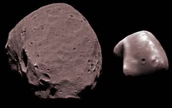 Phobos_deimos-%C3%BAj+vil%C3%A1gtudat.jpg