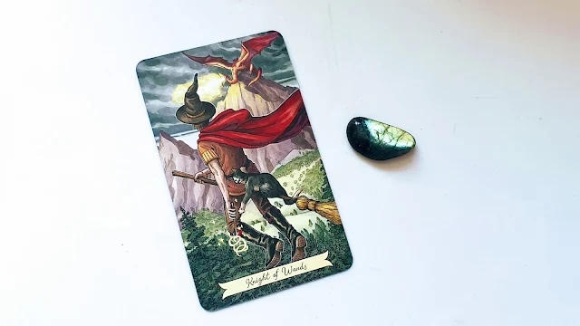Knight of Wands - Everyday Witch Tarot