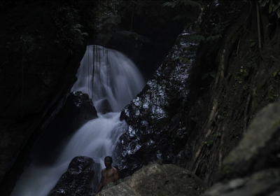 Tempat Wisata KEPULAUAN SULA yang Wajib Dikunjungi (Provinsi Maluku Utara)