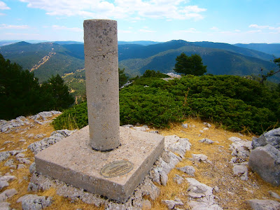 Cerro - pico Mogorrita (1864 metros), la montaña más alta de la Serrania de Cuenca. Autor: Miguel Alejandro Castillo Moya