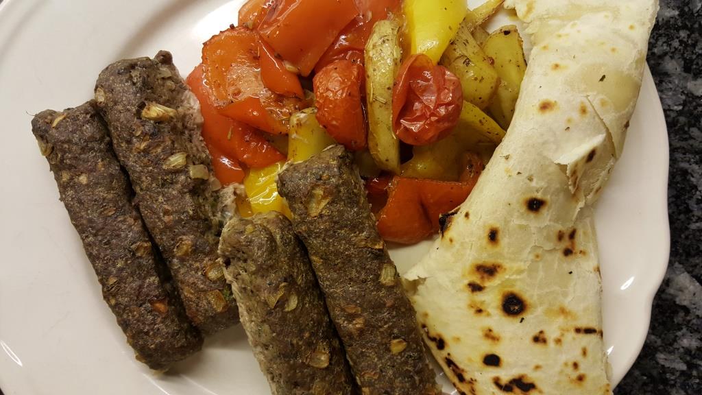 eatculture omanisches Lamm Kebab mit Gemüse (Omani lamb kebab with