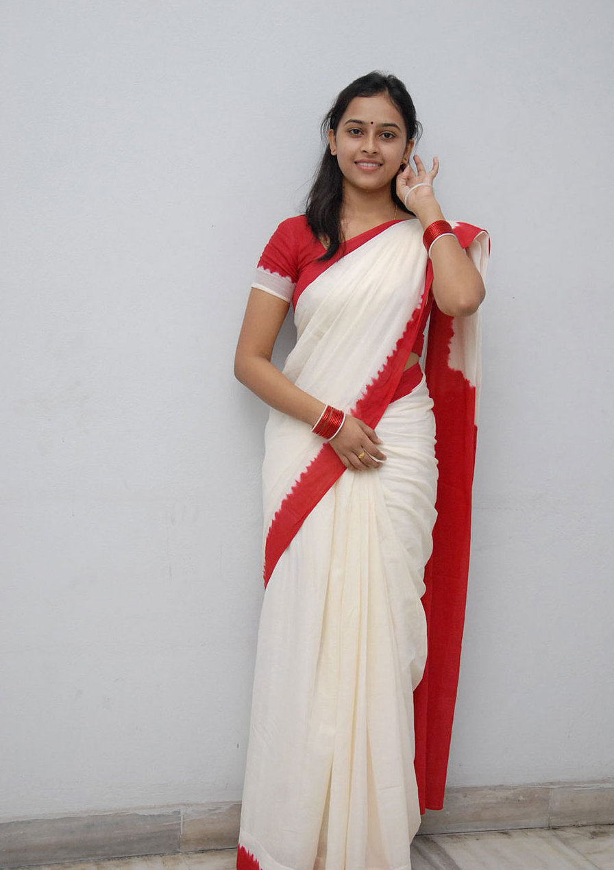 Sri Divya Latest Cute Stills In White Saree ~ Film
