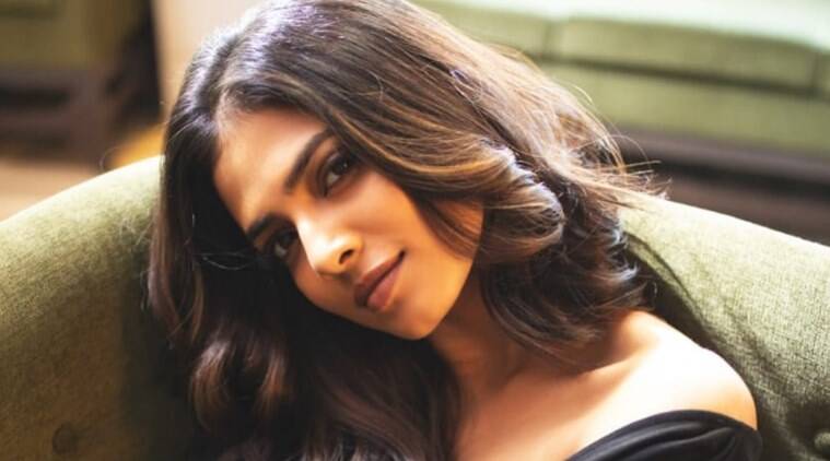 Malavika mohanan IMAGES, GIF, ANIMATED GIF, WALLPAPER, STICKER FOR WHATSAPP & FACEBOOK