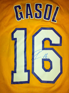 Pau Gasol #16 Signed Los Angeles Lakers NBA Jersey Back Autograph Detail