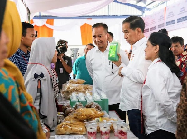 Jokowi Borong Sabun Cuci Rp 2 M, Ali Ngabalin Bilang Begini