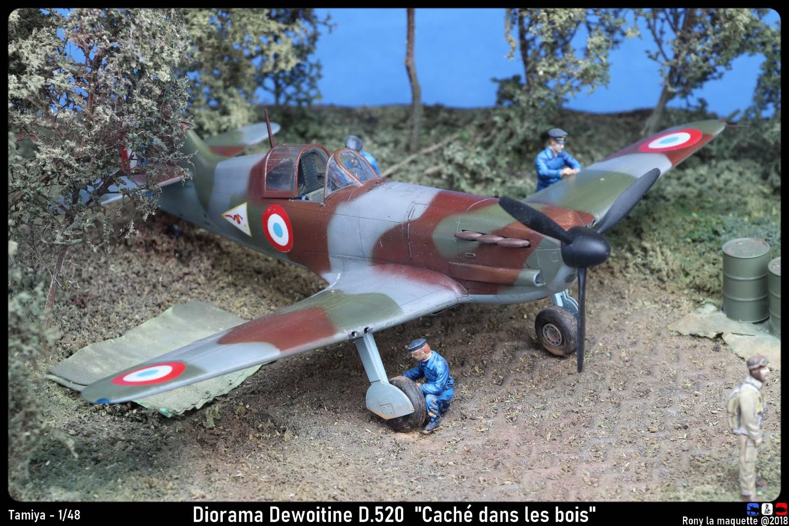 Seven Secrets Maquette D'avion De Chasse Dewoitine D.520 De