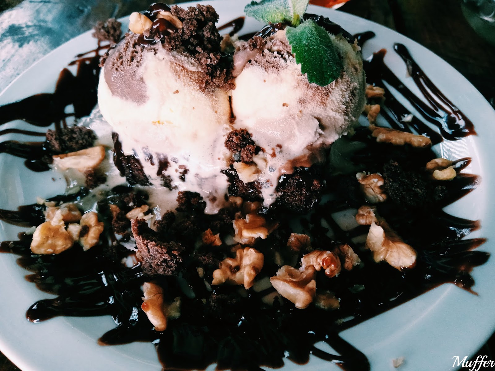 Garage 0276, Hamburguesas y Buena Onda