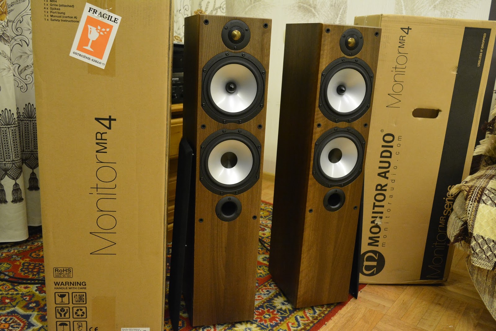 8. Бюджетный Hi FI. Monitor Audio Reference MR4