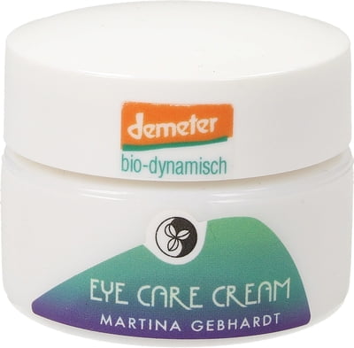 martina-gebhardt-contorno-ojos-aguacate.jpg