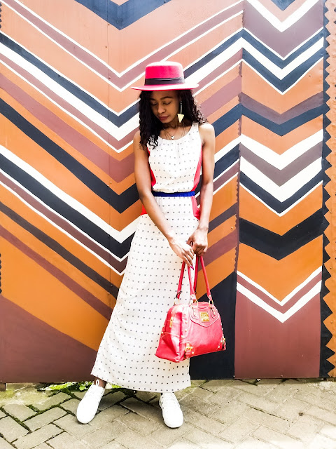 How To Wear A Maxi Dress With Sneakers