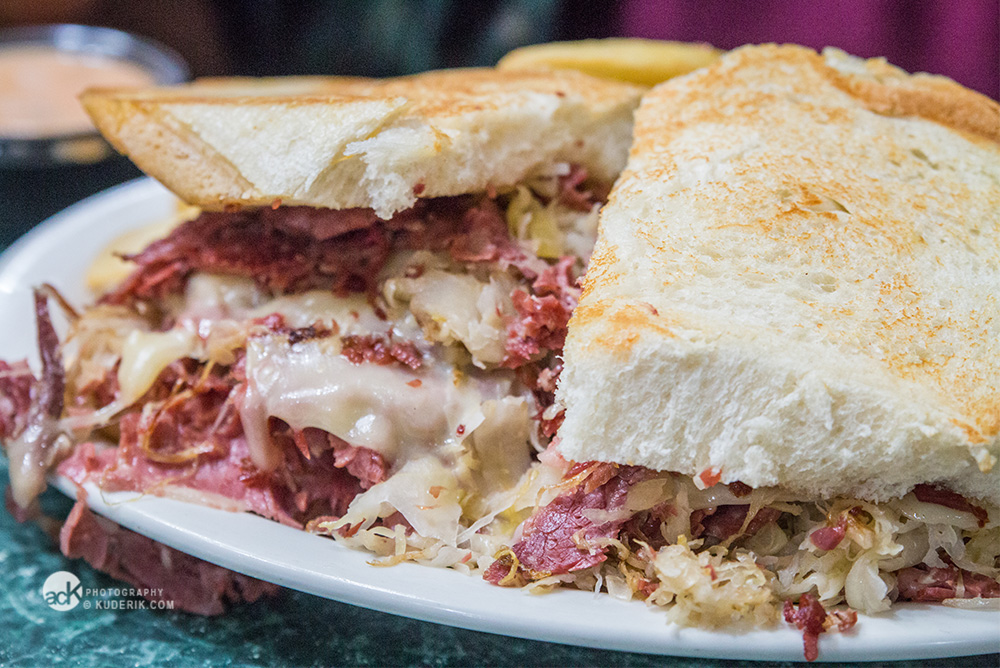 Massive 1lb BLT xtra Bacon Tonys I75 Restaurant Birch Run, MI