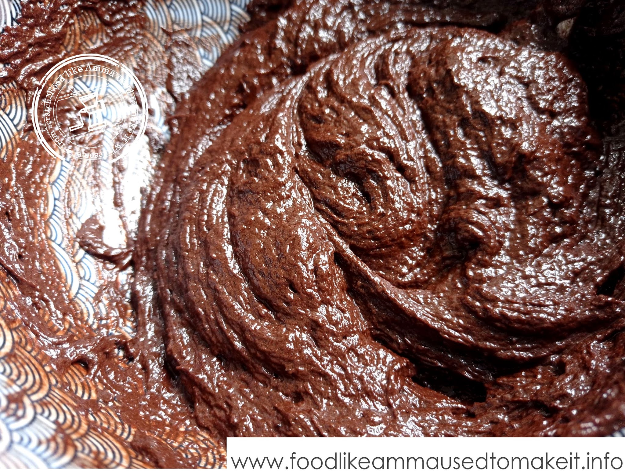 easy eggless chocolate cake